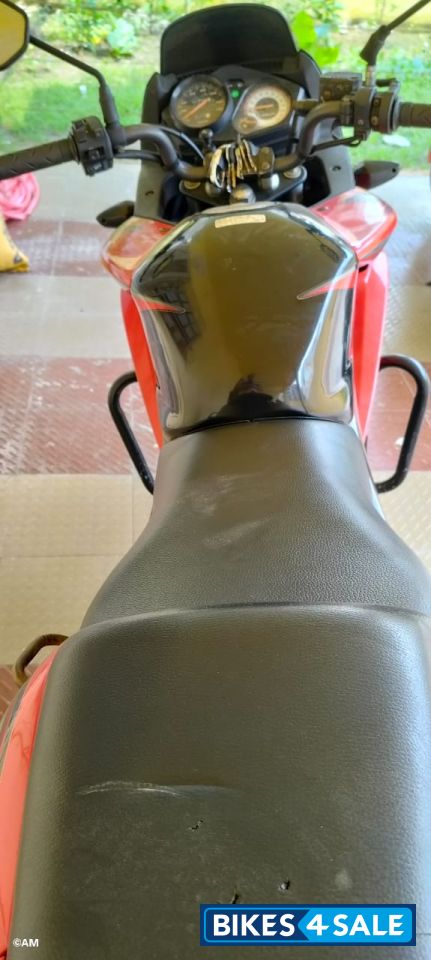 Red Honda CBF Stunner