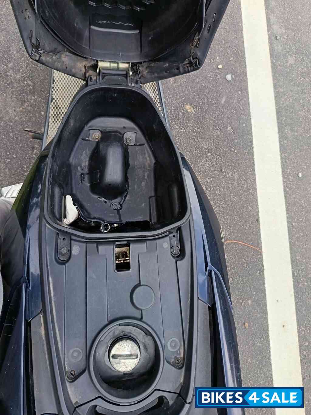 Perl Siren Blue Honda Grazia