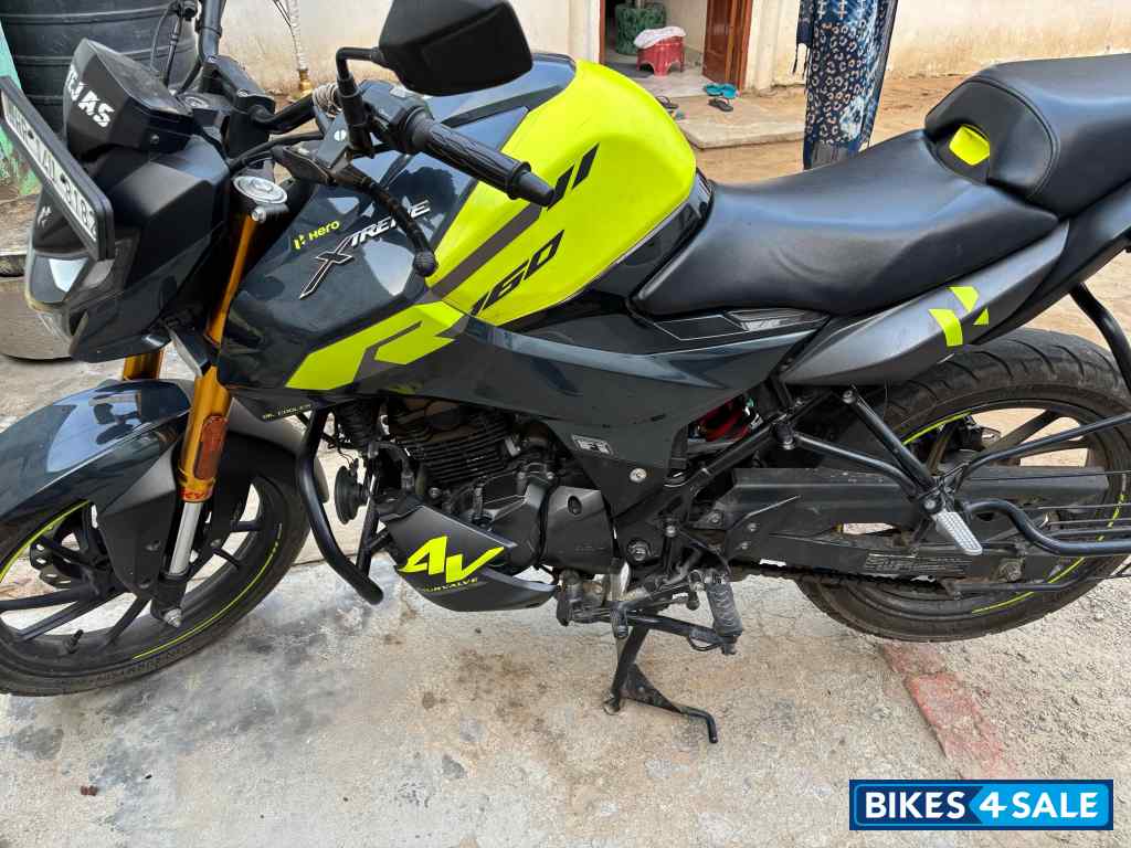 Hero Xtreme 160R 4V Pro