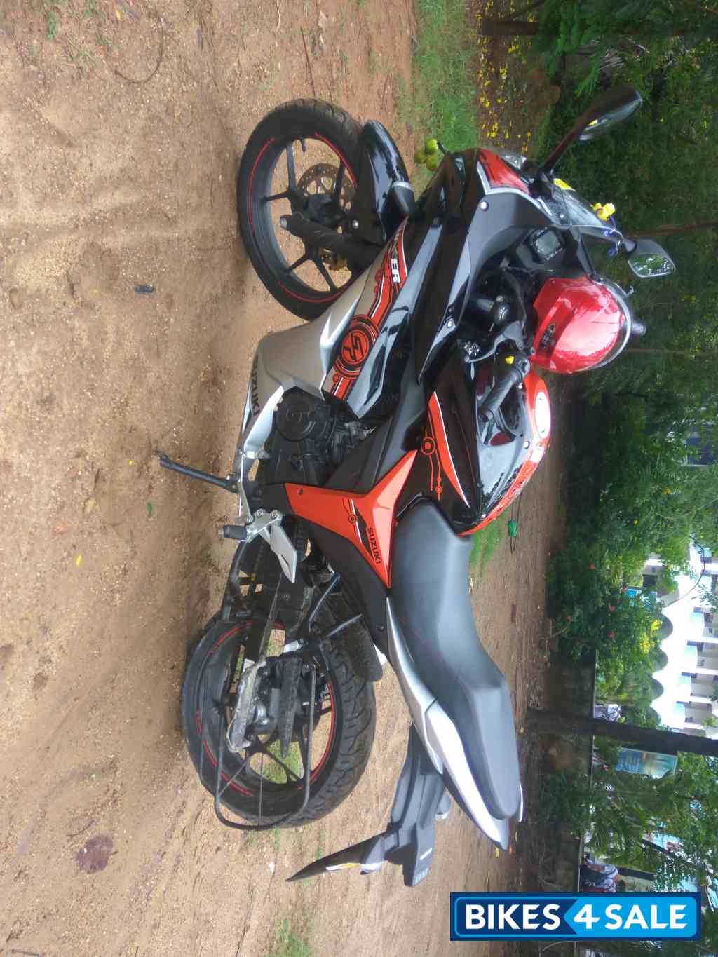 Suzuki Gixxer SF Fi