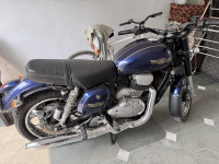 Jawa forty two BS6
