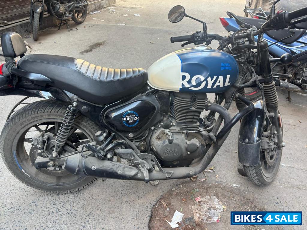 Rebel Blue Royal Enfield Hunter 350 Metro