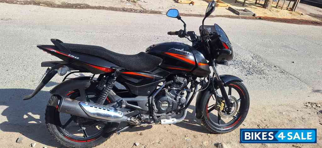 Black & Red Bajaj Pulsar 150 DTSi