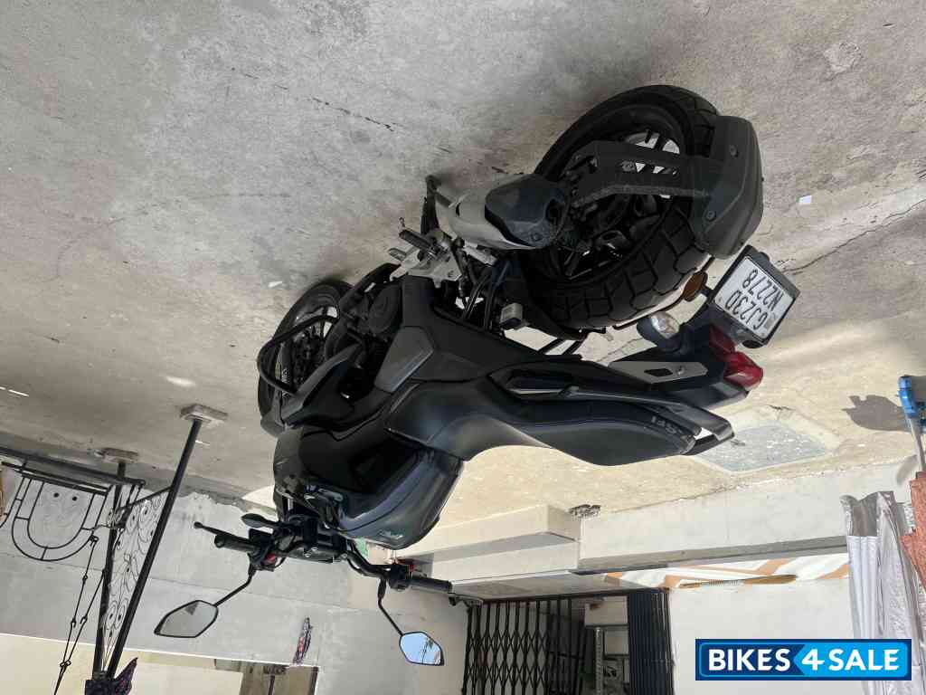 Black Yamaha FZ FI V3 BS6