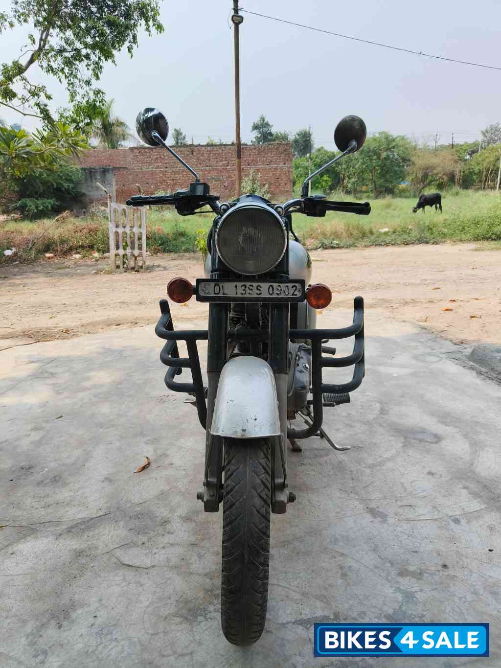 Silver Royal Enfield Classic 350
