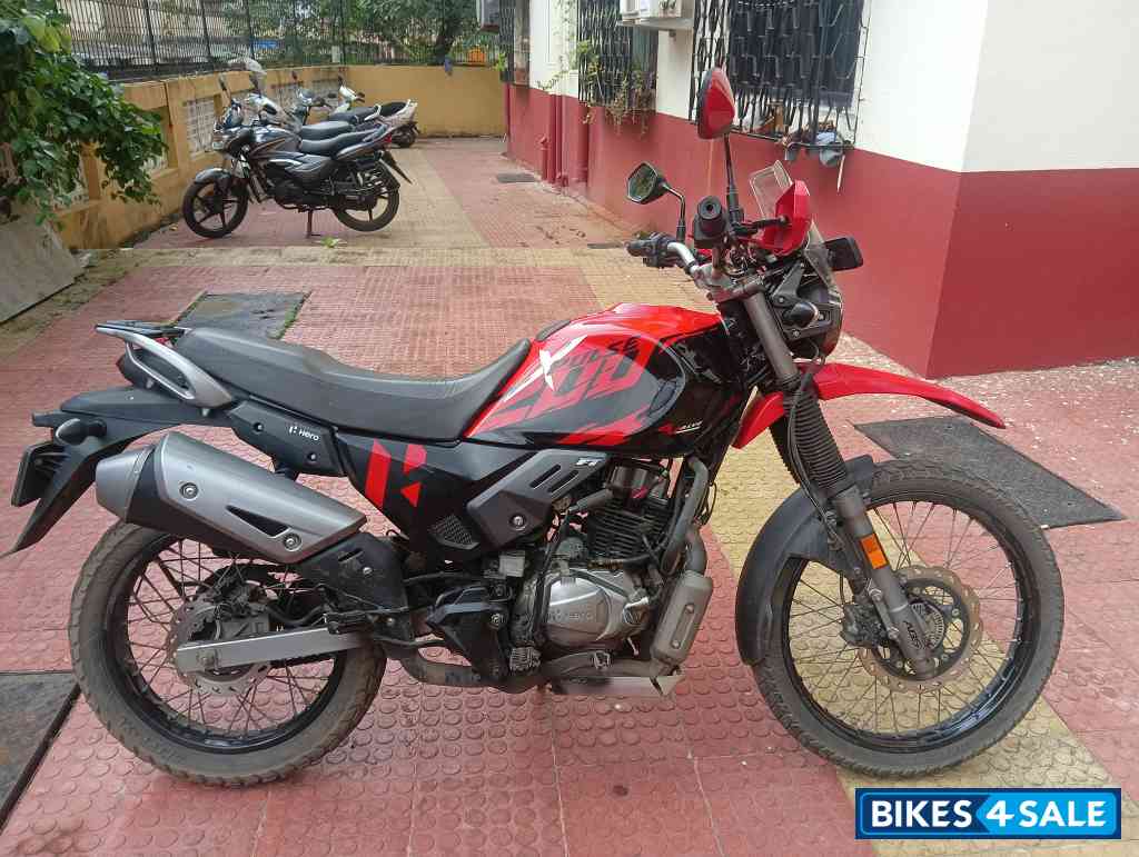 Red Hero Xpulse 200 4V