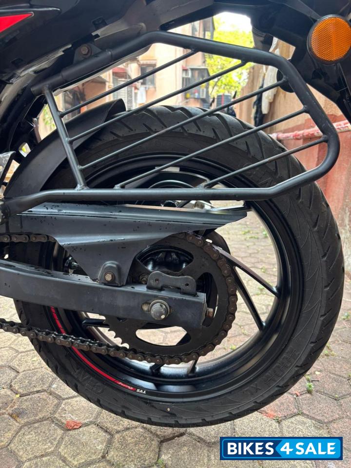 TVS Apache RTR 200 4V