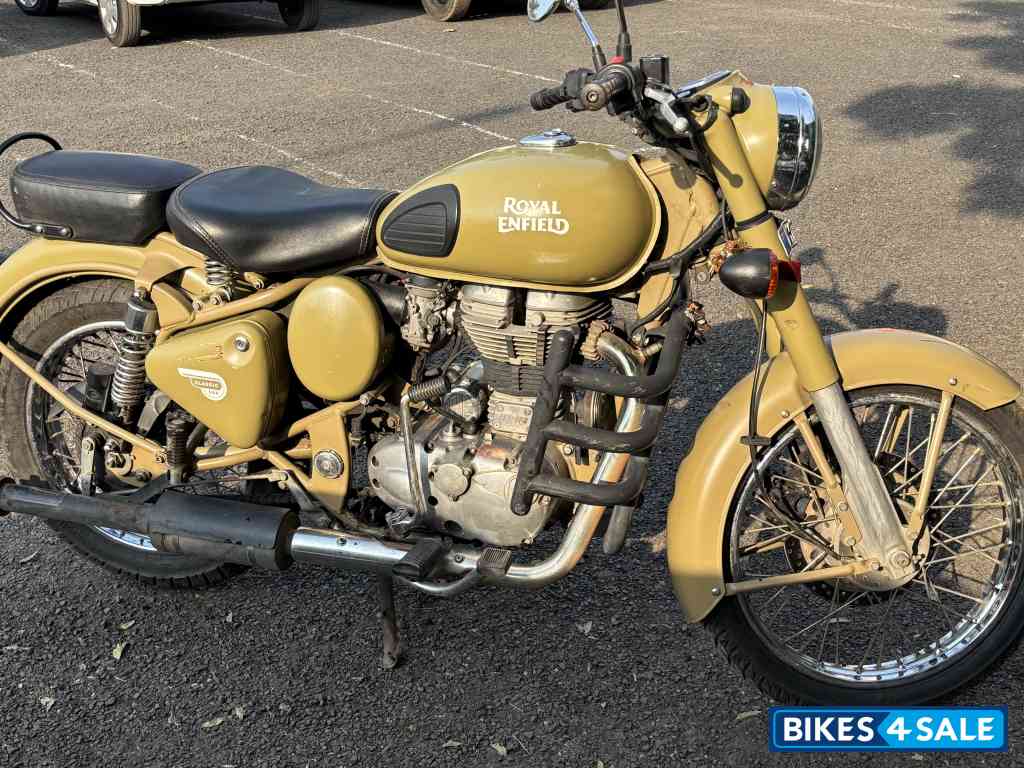 Royal Enfield Classic Desert Storm