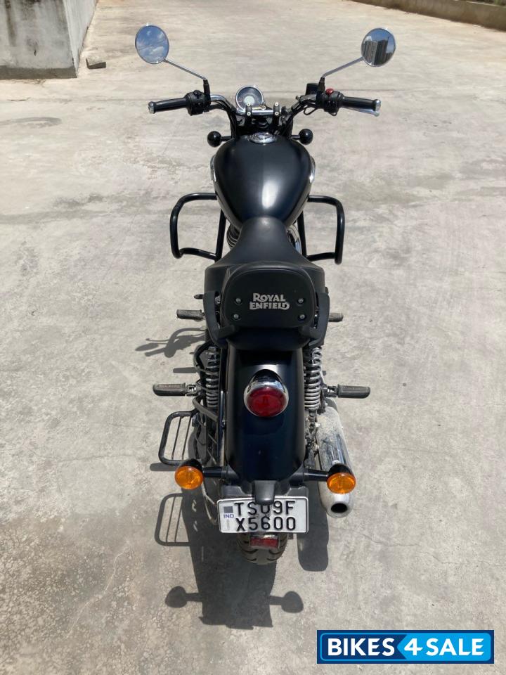 Stellar Black Royal Enfield 2022 Meteor 350