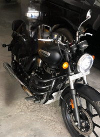 Matte Black Royal Enfield Meteor 350 Stellar