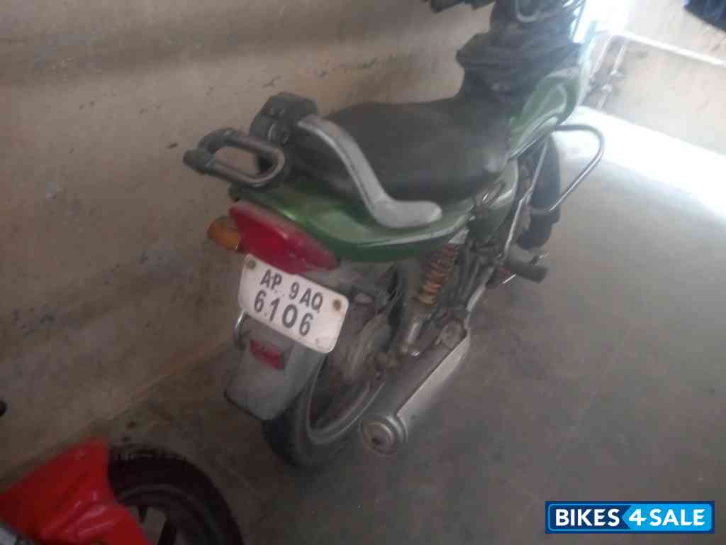 Bajaj Caliber 115