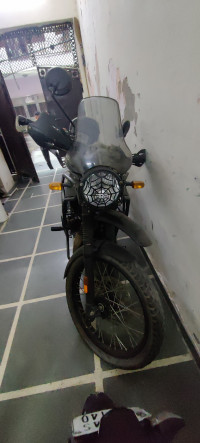 Granite Black Royal Enfield Himalayan