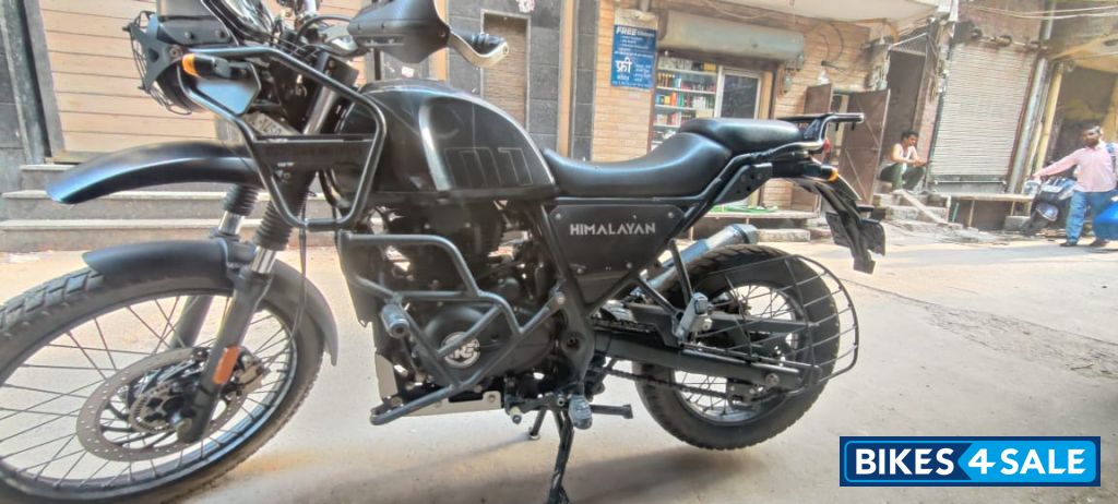 Granite Black Royal Enfield Himalayan