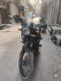 Granite Black Royal Enfield Himalayan