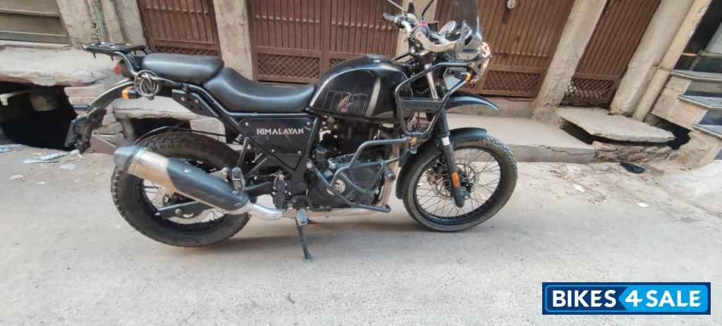 Granite Black Royal Enfield Himalayan