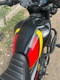 Black And Yellow Royal Enfield Guerrilla 450