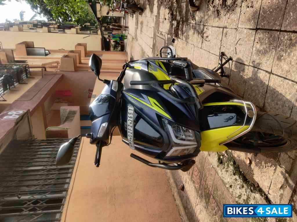 Neon / Navy Blue TVS NTORQ 125 XT