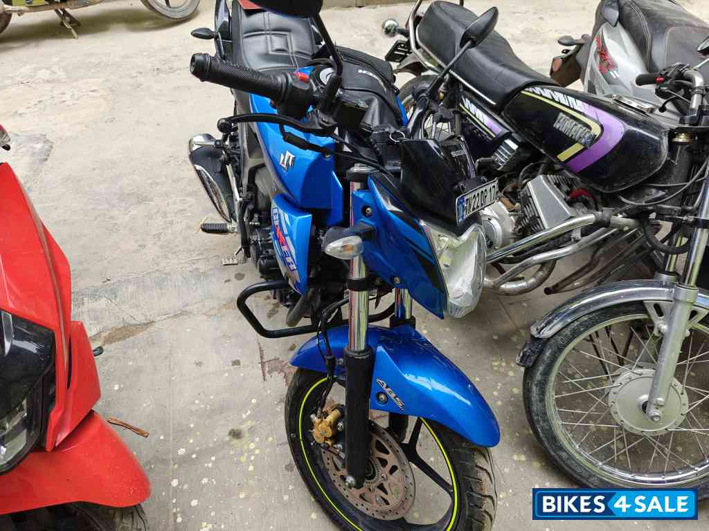 Suzuki Gixxer ABS