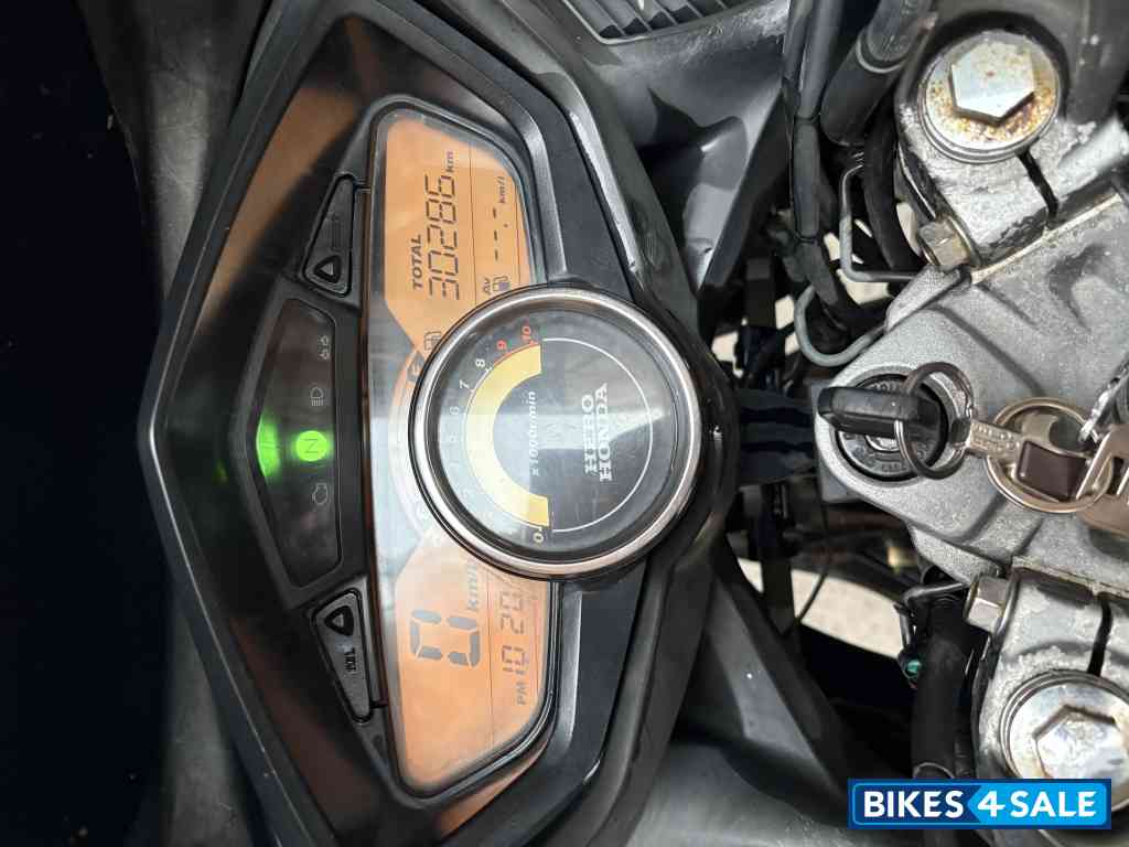 Black Hero Karizma ZMR