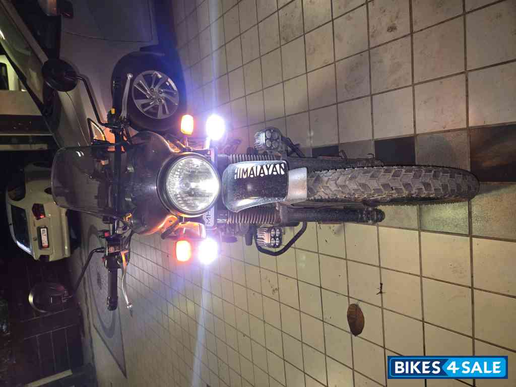 White And Blue Royal Enfield Himalayan BS VI