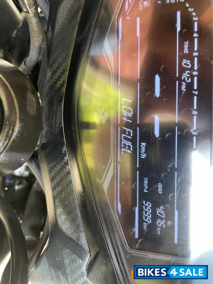 Black Bajaj Pulsar 150 Twin Disc