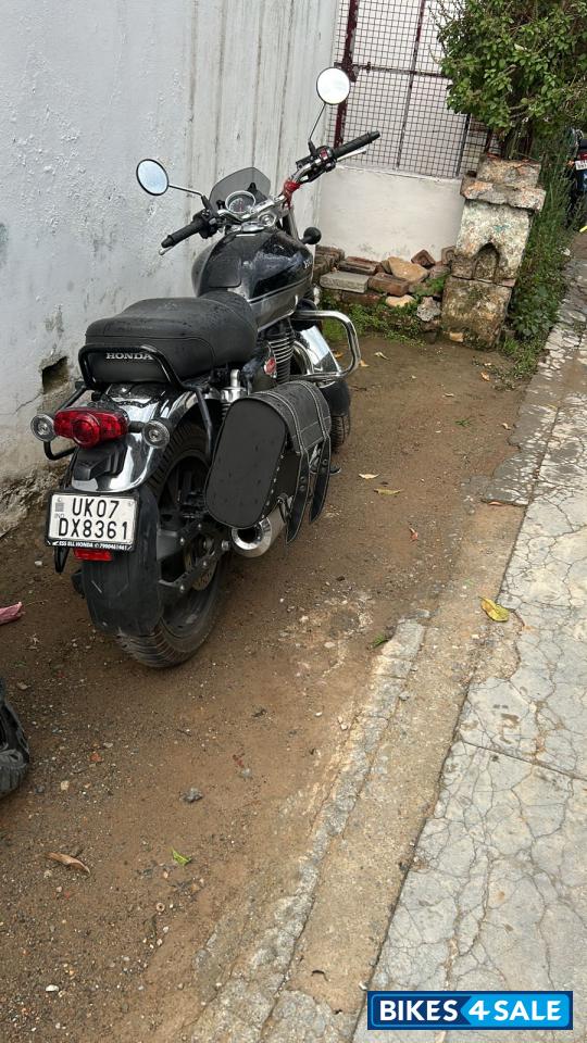 Black Honda Hness CB350 DLX Pro