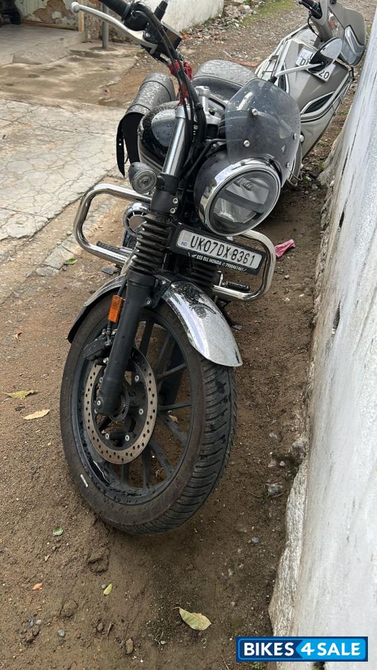 Black Honda Hness CB350 DLX Pro