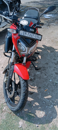 TVS Raider 125