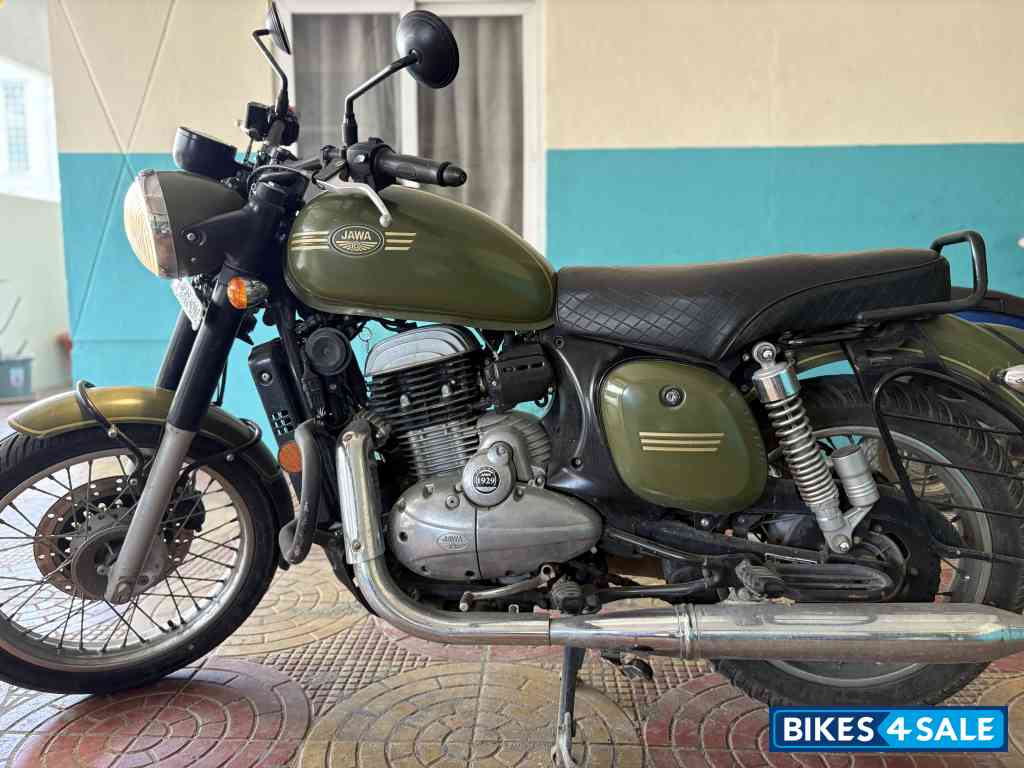 Jawa forty two BS6 Jawa forty two BS6