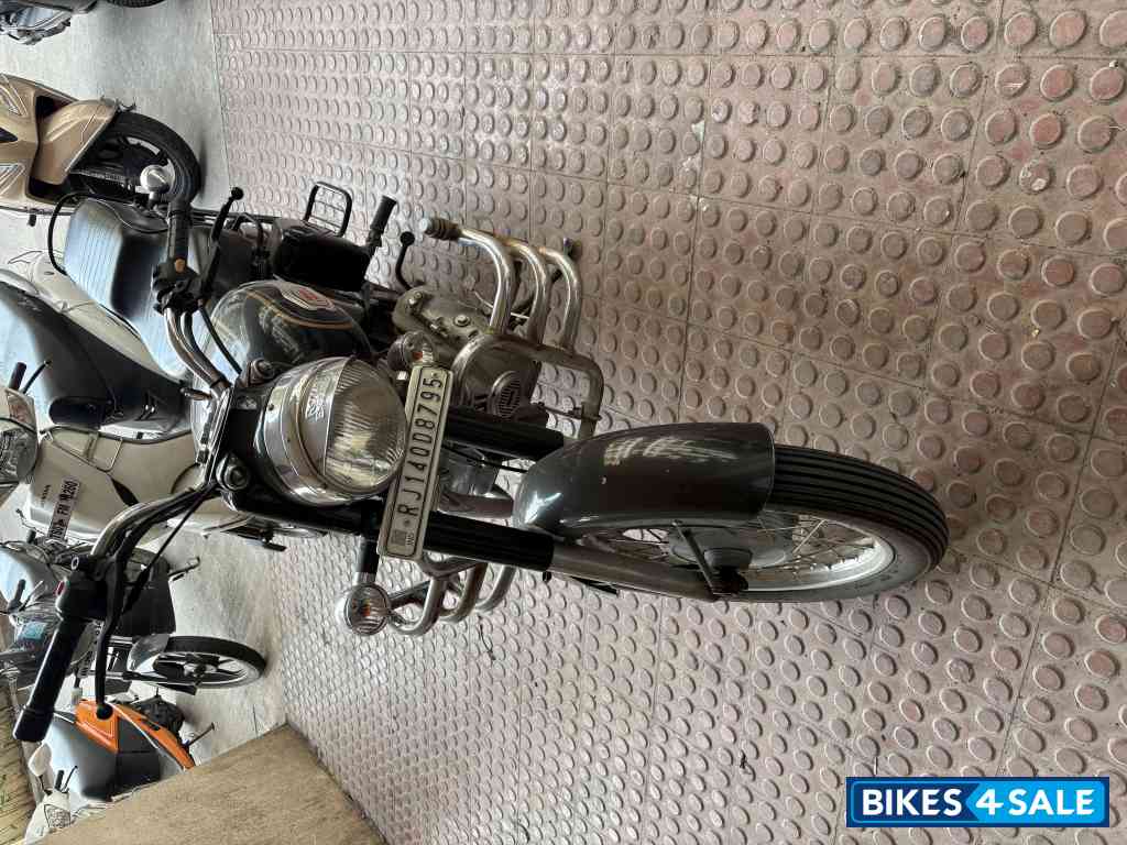 Royal Enfield Bullet Standard 350