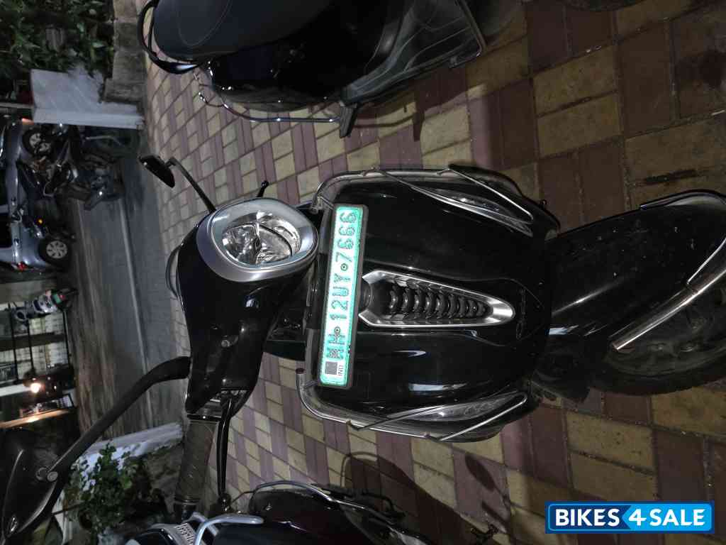 Bajaj Chetak Premium Tecpac