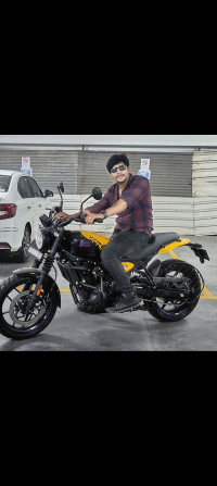 Yellow Ribbon Royal Enfield Guerrilla 450