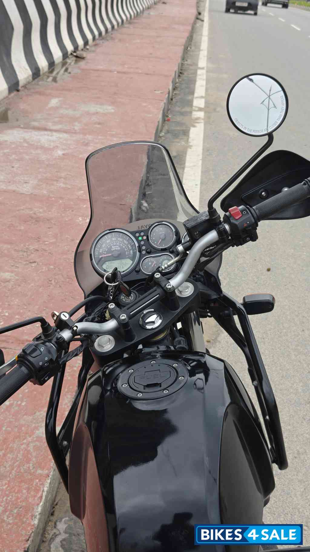 Black Royal Enfield Himalayan BS VI