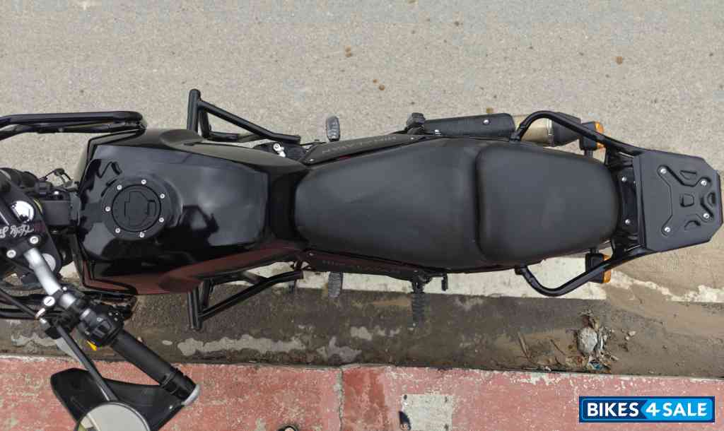 Black Royal Enfield Himalayan BS VI