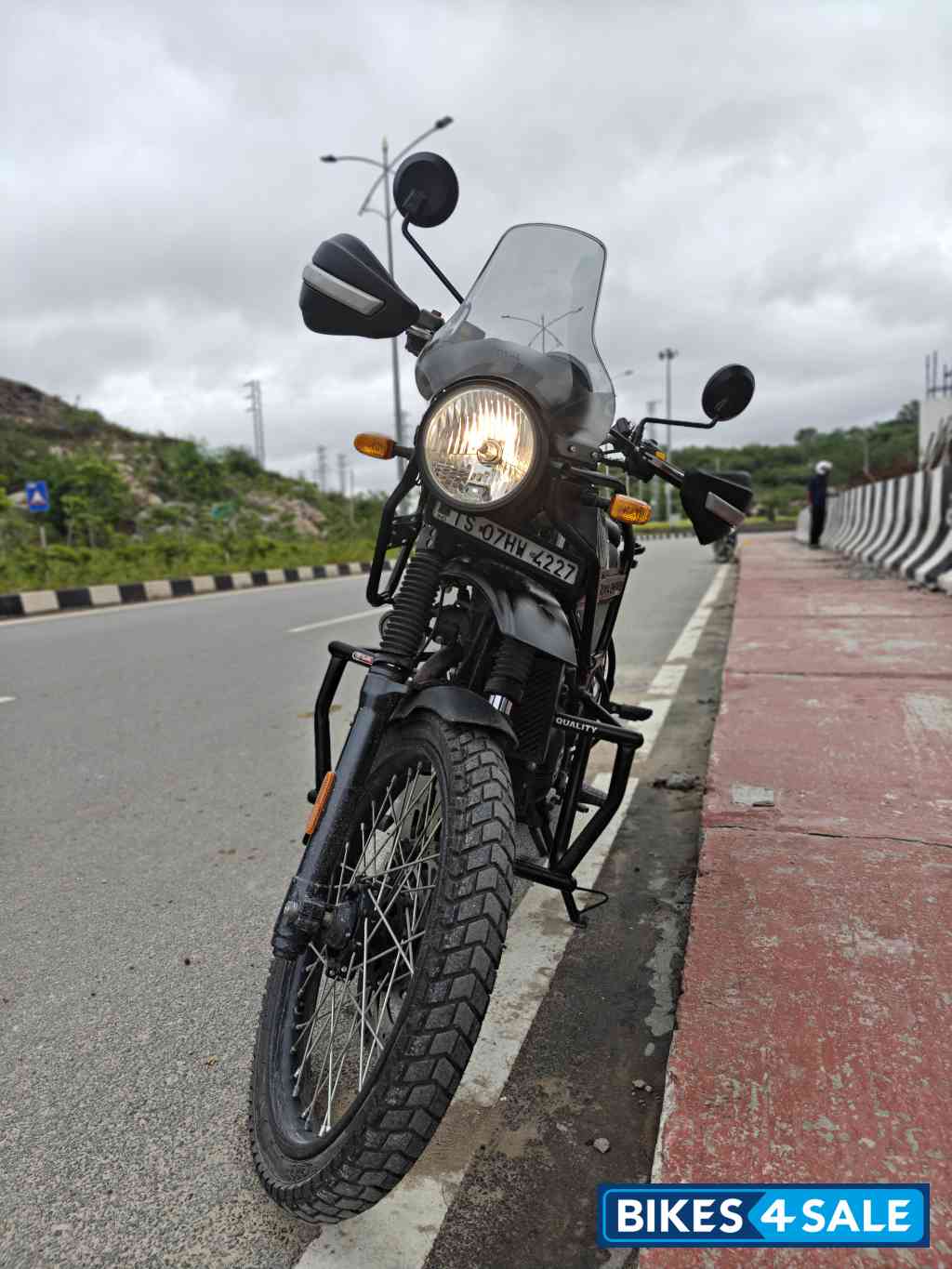 Black Royal Enfield Himalayan BS VI