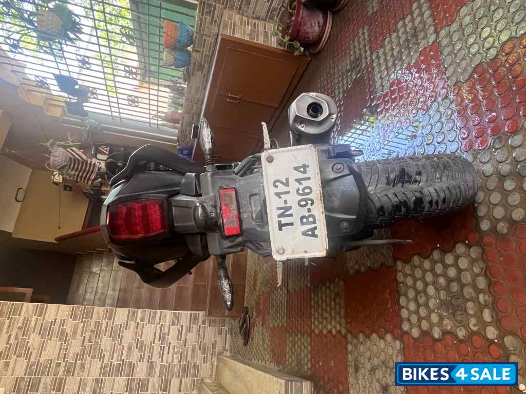 Mat Black Yamaha YZF R15 V3