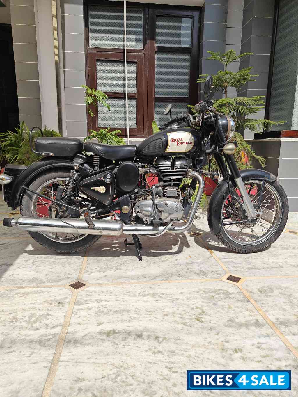 Royal Enfield Classic 500