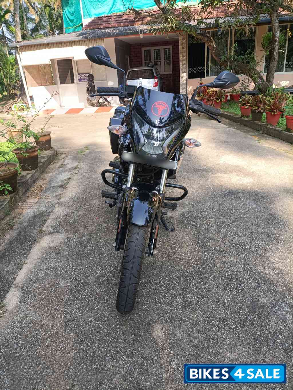 Black Hero Glamour Xtec