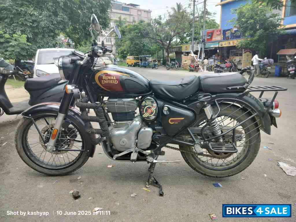 Helcon Black Royal Enfield Classic 350 Single Channel BS6