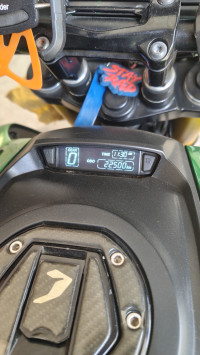 Green Bajaj Dominar 400
