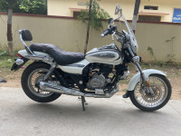 Bajaj Avenger Cruise 220 BS6