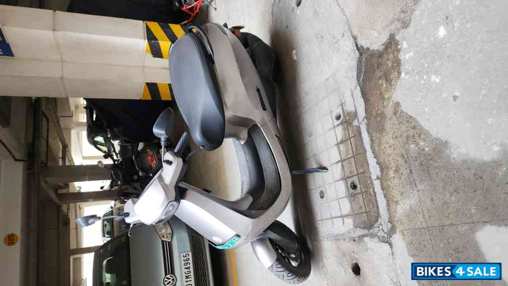 Ola S1 Pro Ola S1 Pro