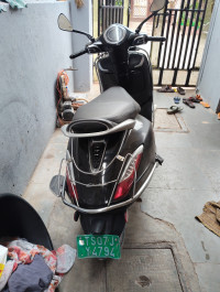 Bajaj Chetak Premium