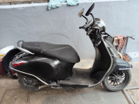 Bajaj Chetak Premium