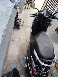 Bajaj Chetak Premium