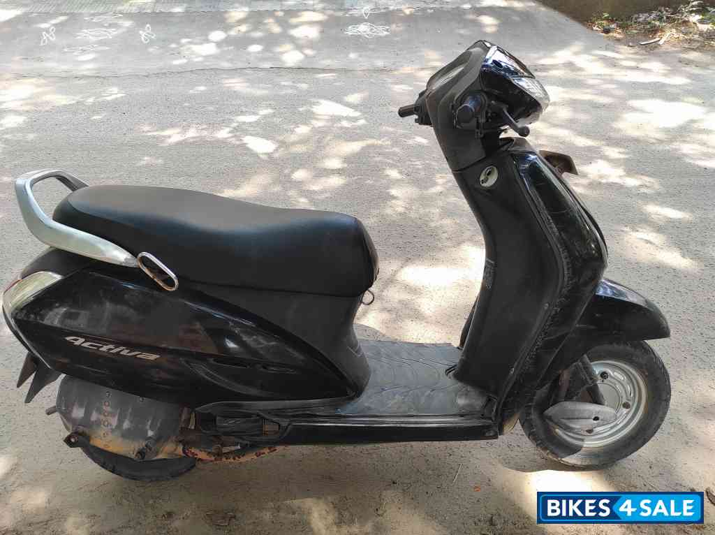 Black Honda Activa