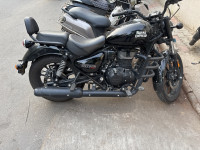 Royal Enfield Meteor 350 Fireball