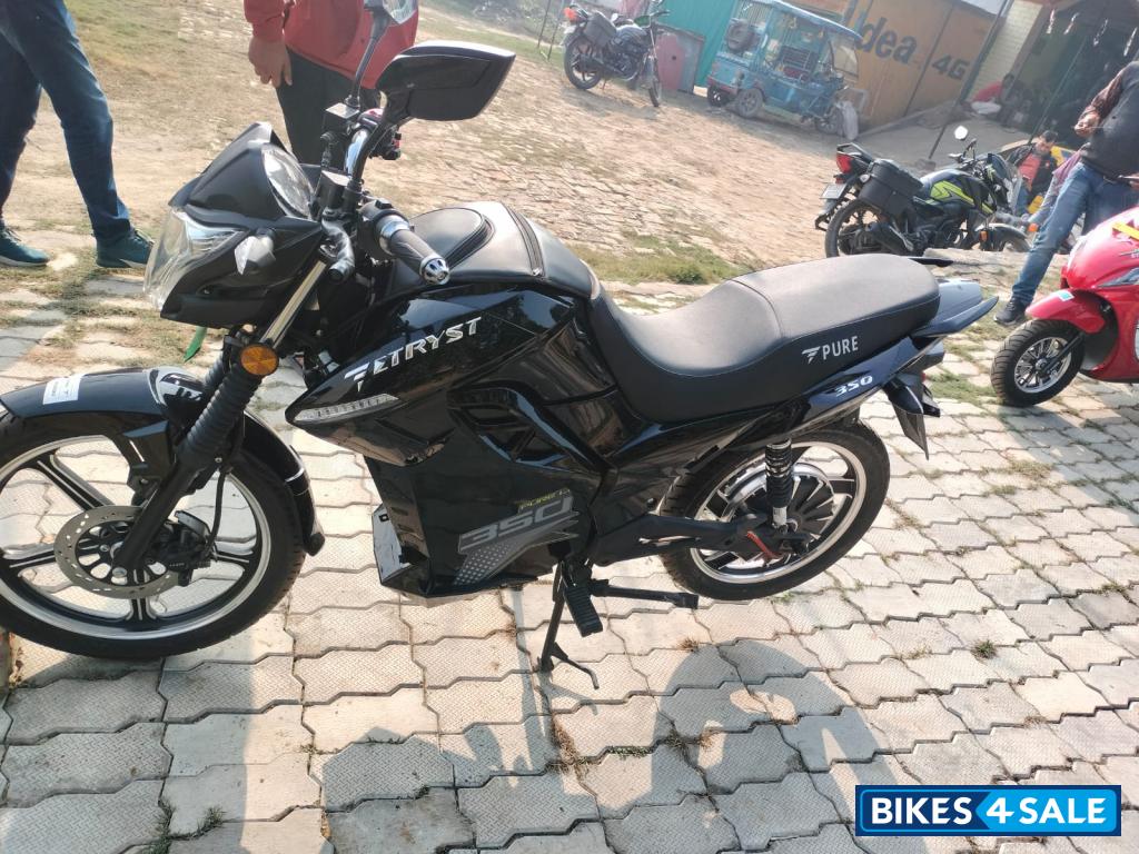 Black Pure EV ETryst 350 Black Pure EV ETryst 350