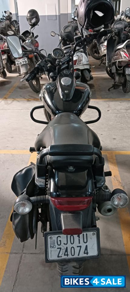 Black Bajaj Avenger Street 160