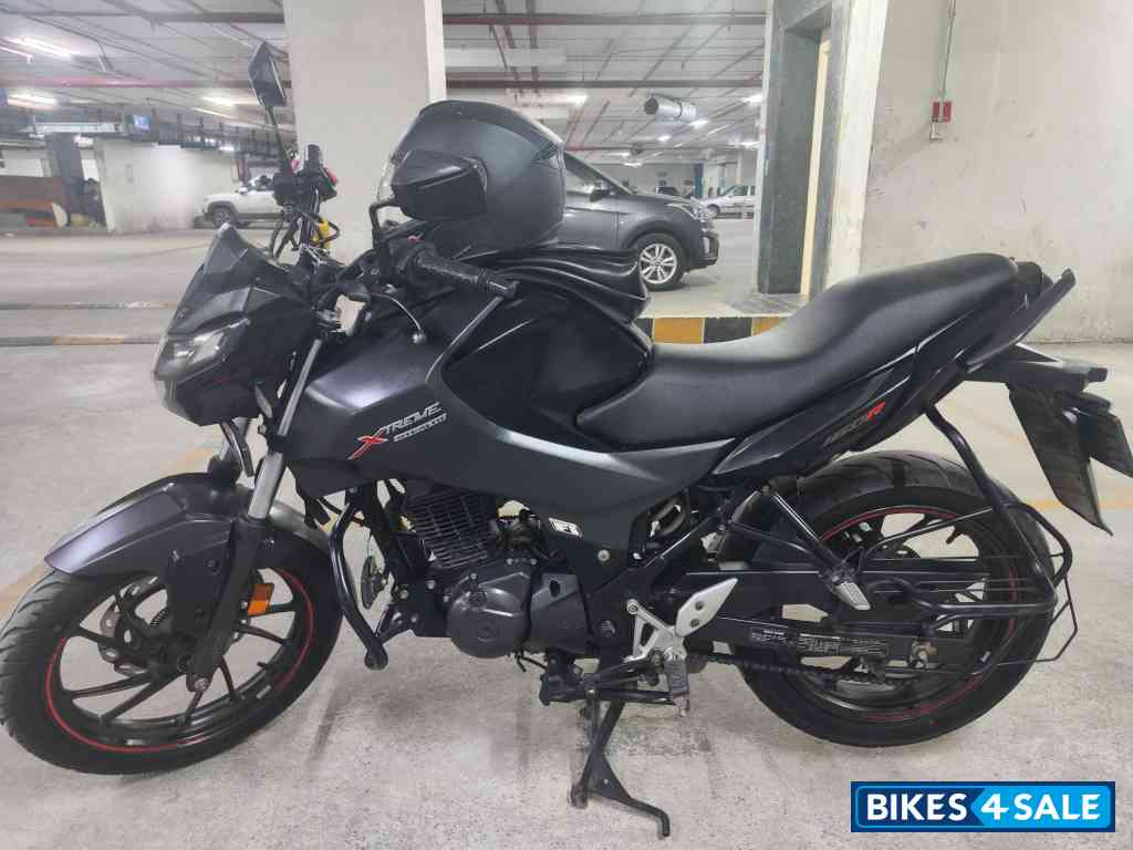 Hero Xtreme 160R Stealth Edition